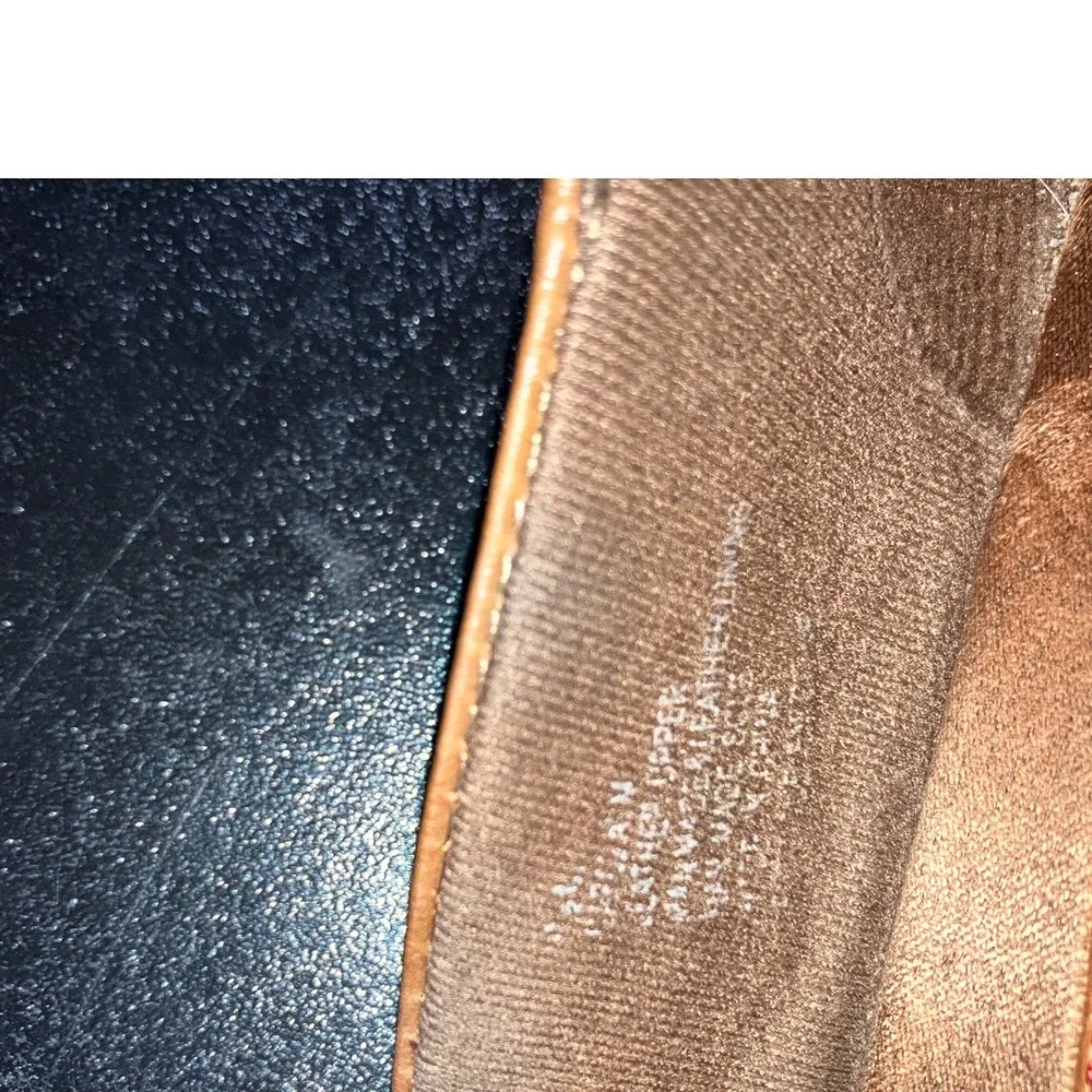 Cobb Hill by New Balance preowned typical
